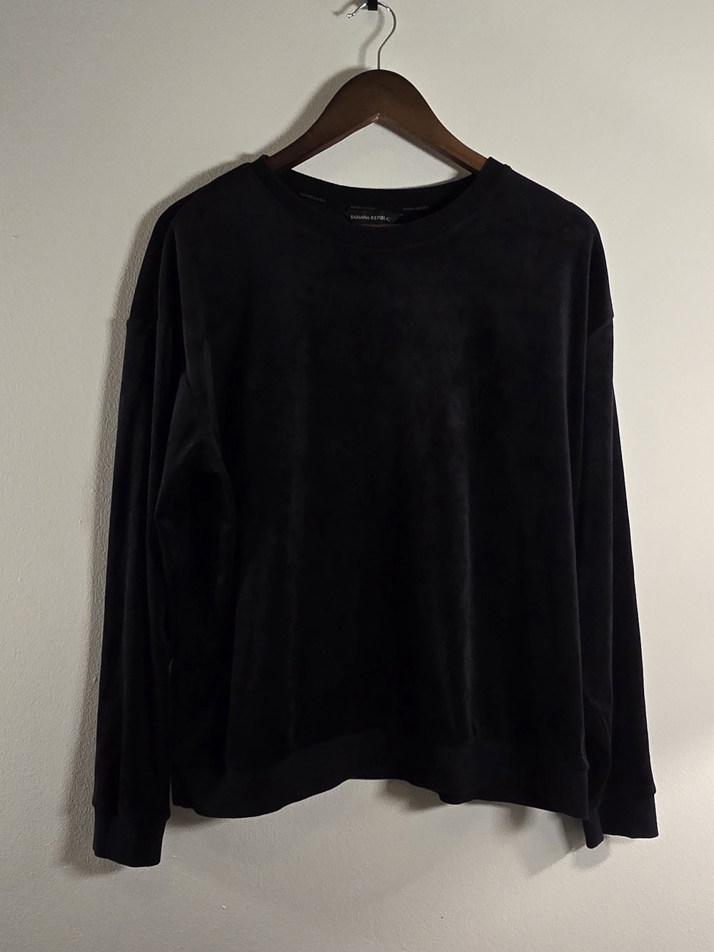 Banana Republic Black Velour Crewneck Sweatshirt XL Logo Loungewear Fall